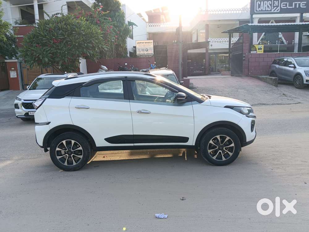 Tata Nexon 1.2 Revotron Xz Plus, 2020, Petrol