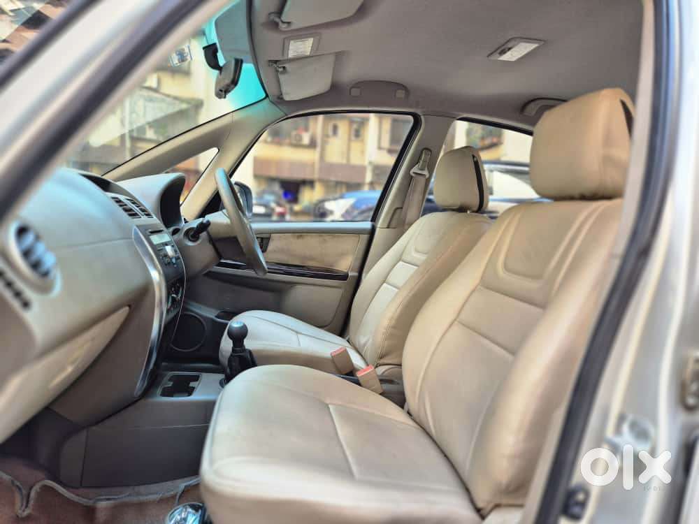 Maruti Suzuki Sx4 Vxi Bsiv, 2013, Petrol