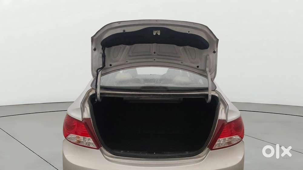 Hyundai Verna 2011-2014 1.6 Sx Vtvt (o) At, 2013, Petrol