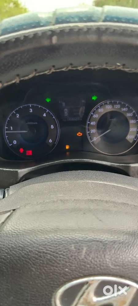 Hyundai Verna Fludic Sx Optional Diesel