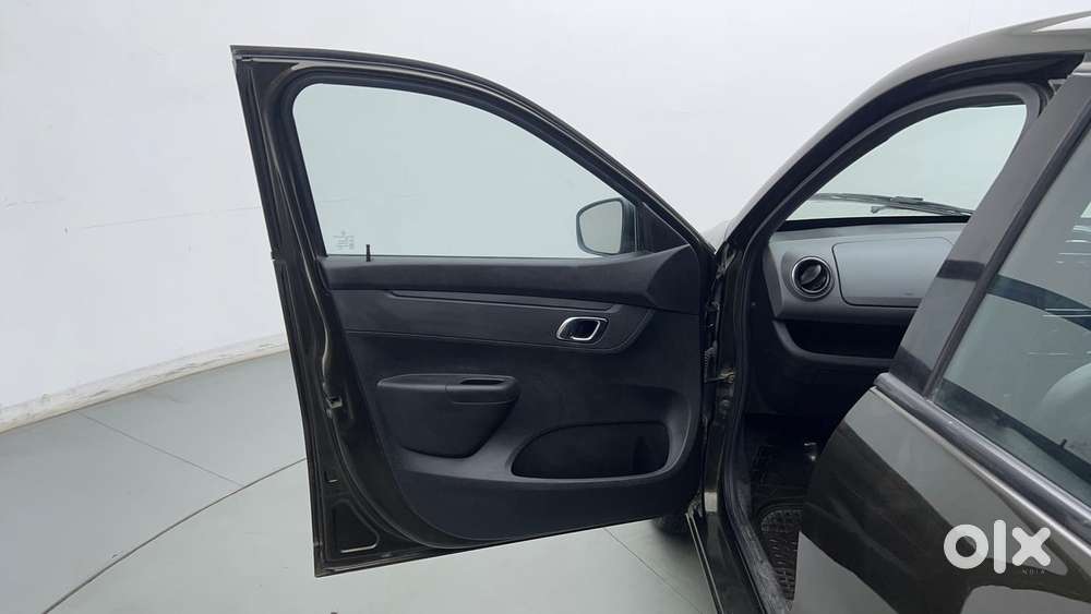 Renault Kwid 2019-ongoing 1.0 Rxt (o), 2019, Petrol
