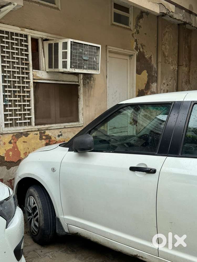 Maruti Suzuki Swift Petrol 2011