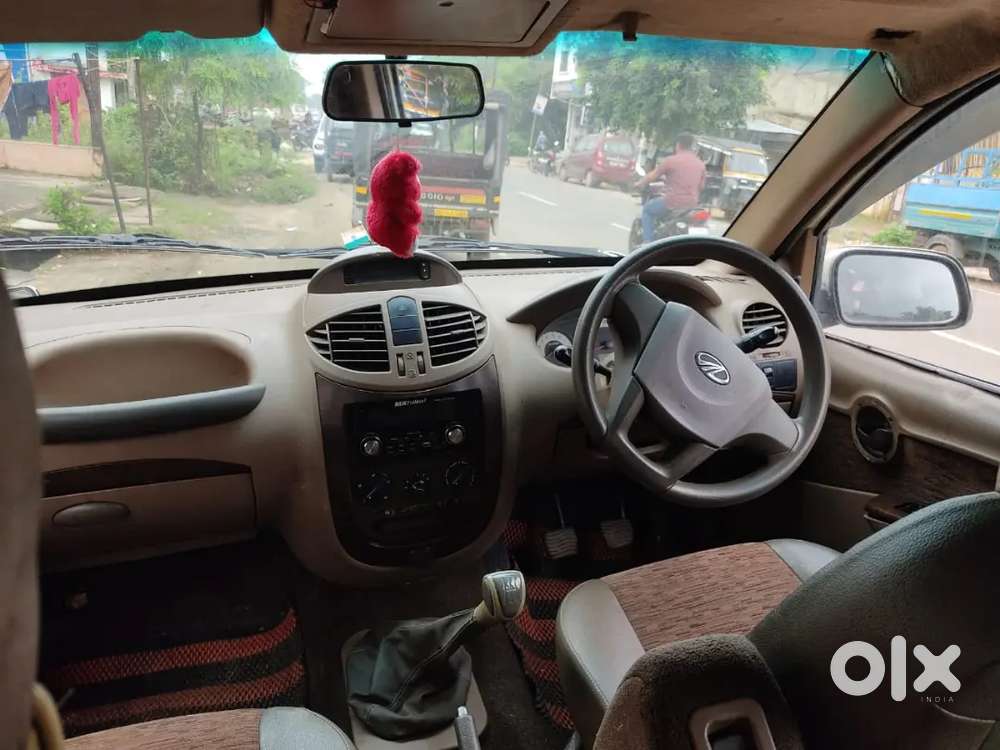 Mahindra Xylo Available