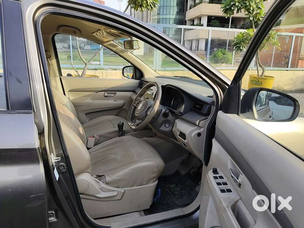 Maruti Suzuki Ertiga 1.5 Vxi, 2021, Petrol