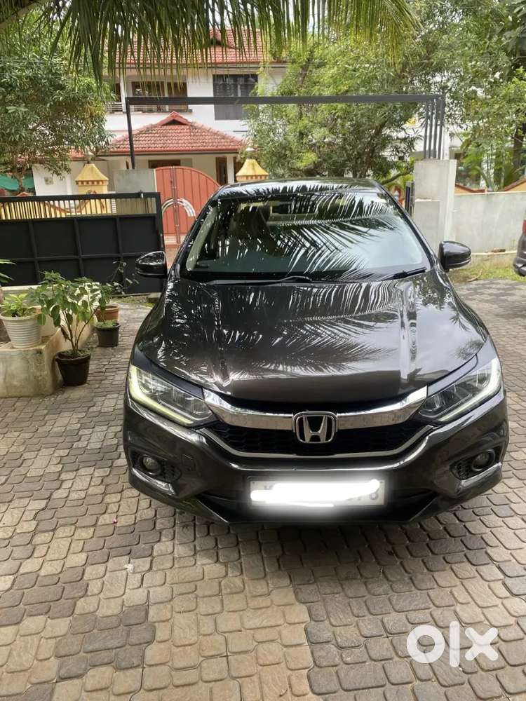 Honda City Zx 2017 Petrol Well Maintained