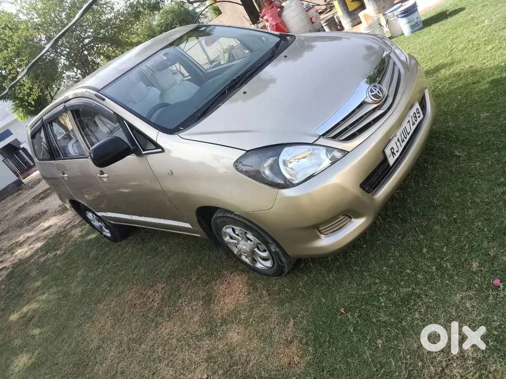 Toyota Innova Diesel 2011