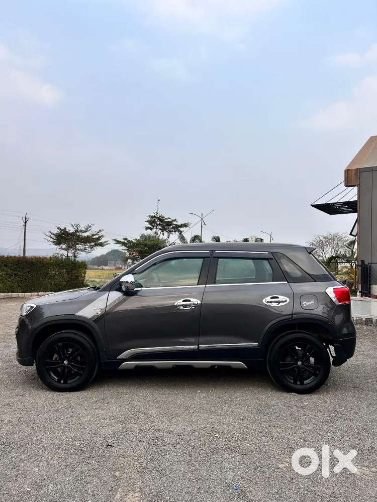 Maruti Suzuki Brezza 2018 Diesel 1st Owner Well Maintained