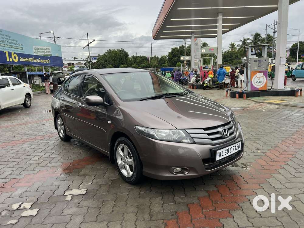 Honda City 2011-2013 V At Exclusive, 2011, Petrol