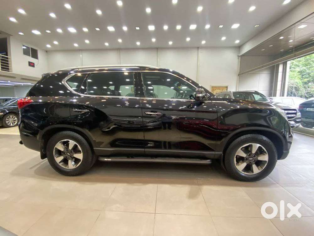 Mahindra Alturas G4 4wd At, 2019, Diesel