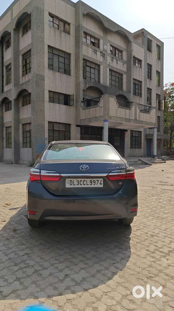 Toyota Corolla Altis 1.8 G Cvt, 2017, Petrol