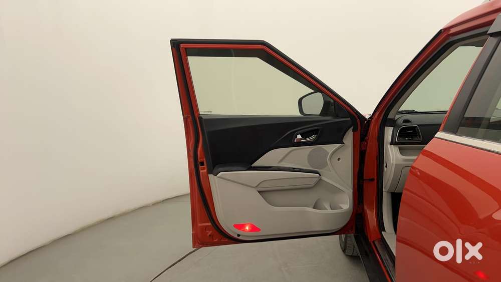 Mahindra Xuv300 W8 Option Diesel, 2019, Diesel