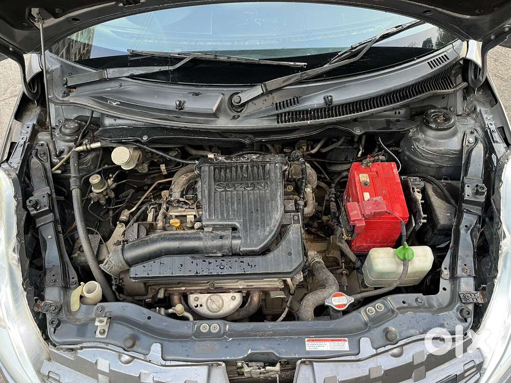 Maruti Suzuki Swift Dzire 1.2 Vxi Bsiv, 2013, Petrol