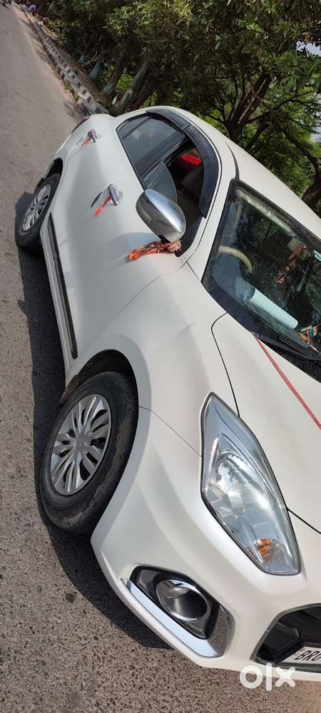 Maruti Suzuki Dzire 1.2 Vxi, 2022, Petrol