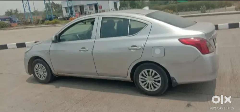 Nissan Sunny Petrol 2012 Car