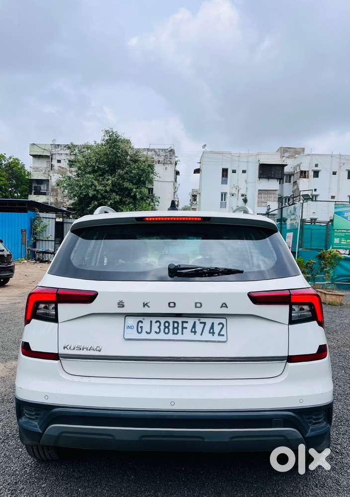 Skoda Kushaq 1.0 Tsi Style At (6 Airbags), 2023, Petrol