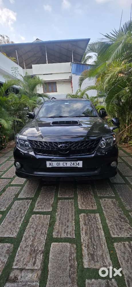 2012 Automatic Toyota Fortuner
