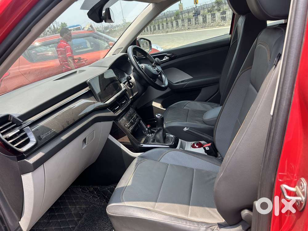 Skoda Kushaq 1.0 Tsi Style, 2022, Petrol