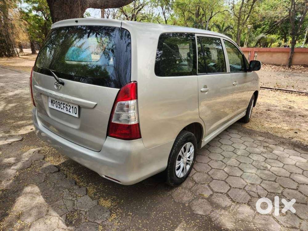 Toyota Innova 2.5 G (diesel) 7 Seater Bs Iv, 2012, Diesel