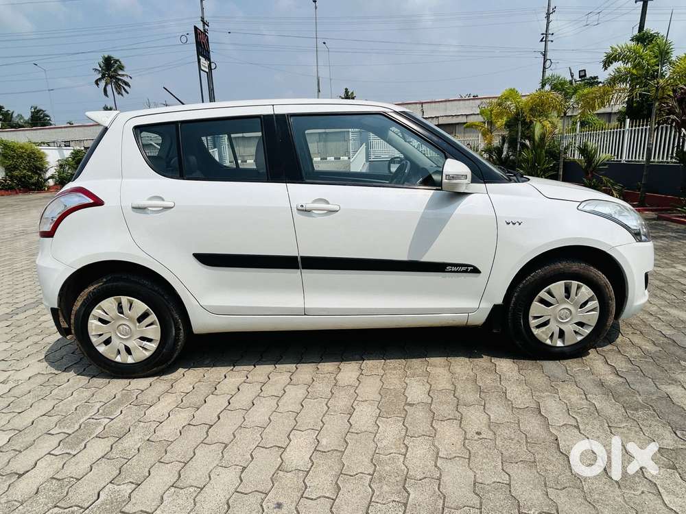 Maruti Suzuki Swift Vxi, 2014, Petrol