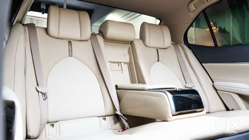 Toyota Camry 2.5 Hybrid, 2020, Petrol
