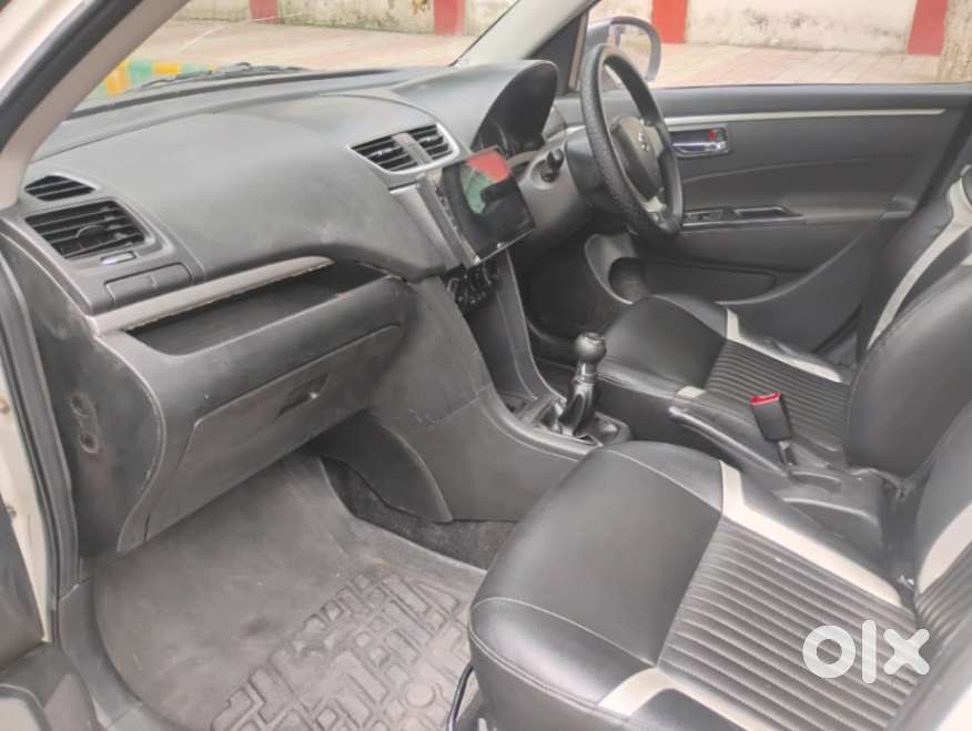 Maruti Suzuki Swift Vxi, 2015, Petrol