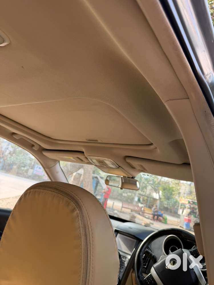 Mahindra Xuv500 W10 Auto 2017