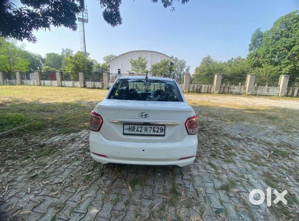 Hyundai Xcent 2016 Petrol 54 Km Driven
