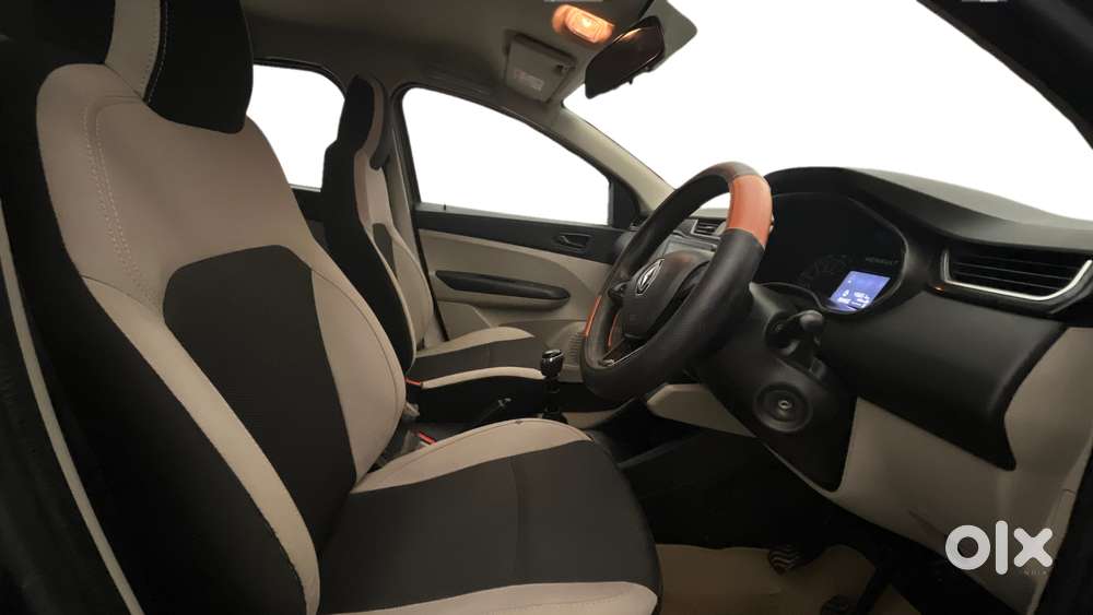 Renault Triber Rxt, 2022, Petrol