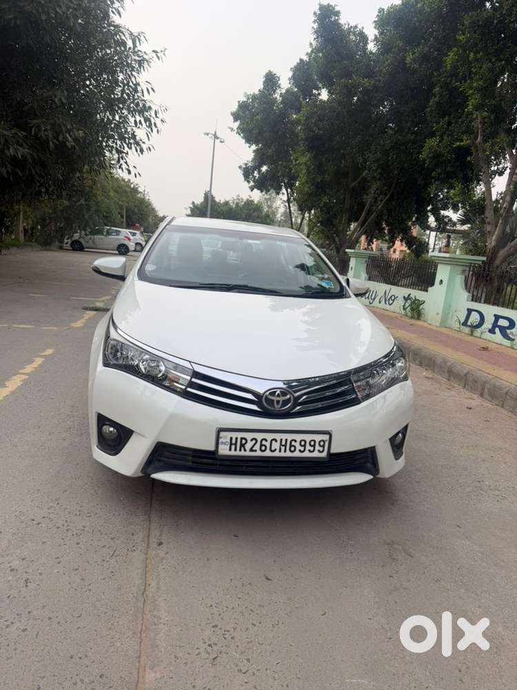 Toyota Corolla Altis 2014