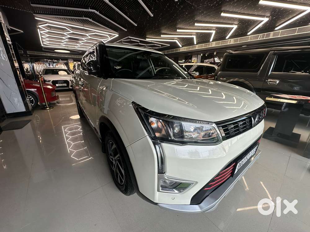 Mahindra Xuv300 W8 Option, 2023, Petrol