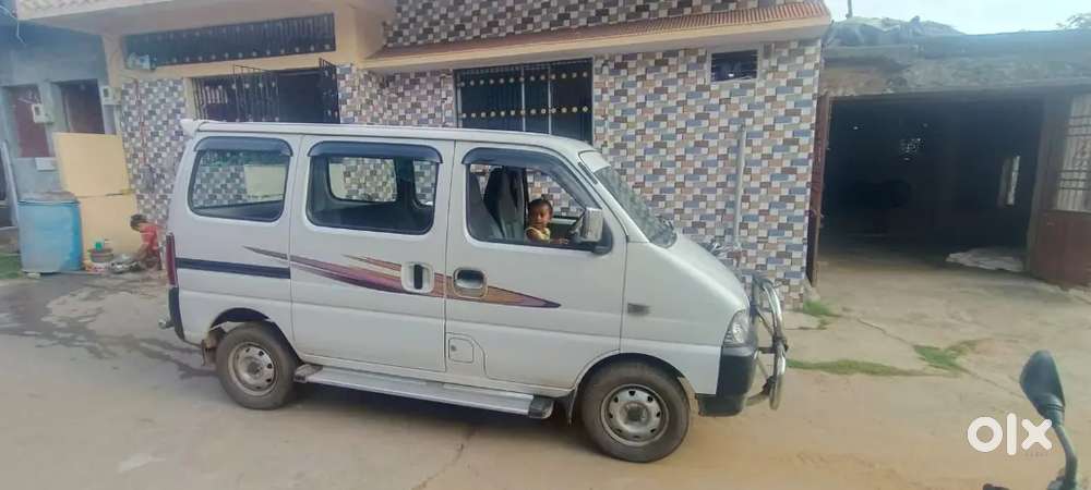 Maruti Suzuki Eeco 2016