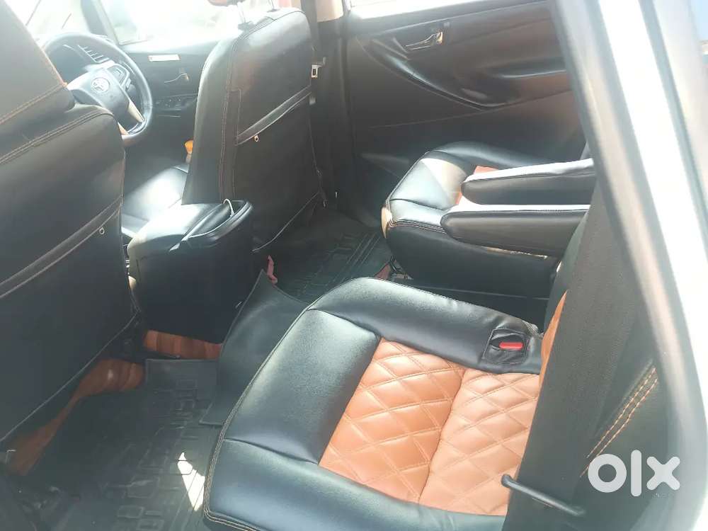 Toyota Innova Crysta 2022 Diesel 155000 Km Driven