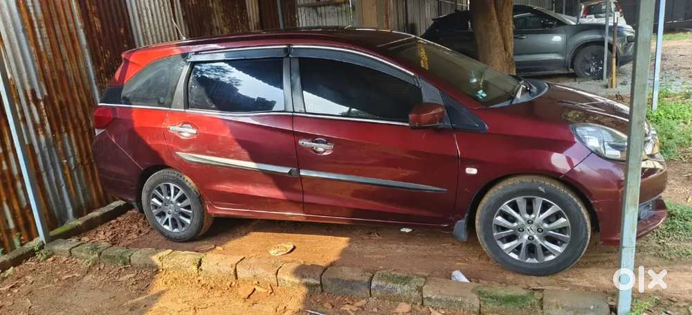 Honda Mobilio 2016 Diesel Well Maintained