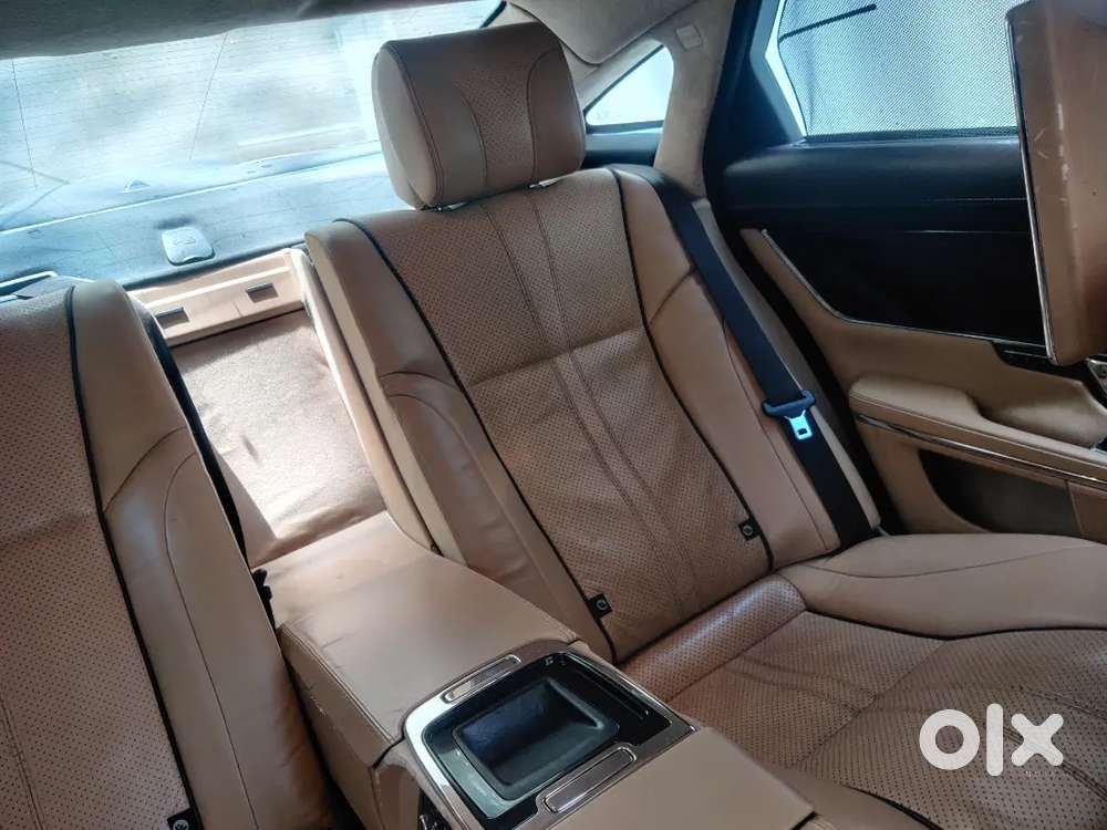 Jaguar Xj 2016 Diesel 92684 Km Driven