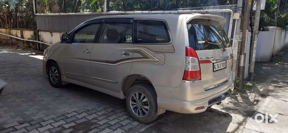 Toyota Innova 2.5 Vx 8 Str, 2015, Diesel