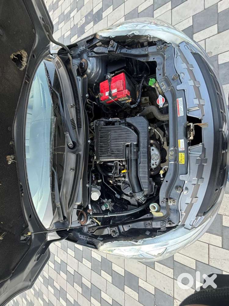 Maruti Suzuki Swift Dzire 1.2 Vxi Bsiv, 2015, Petrol