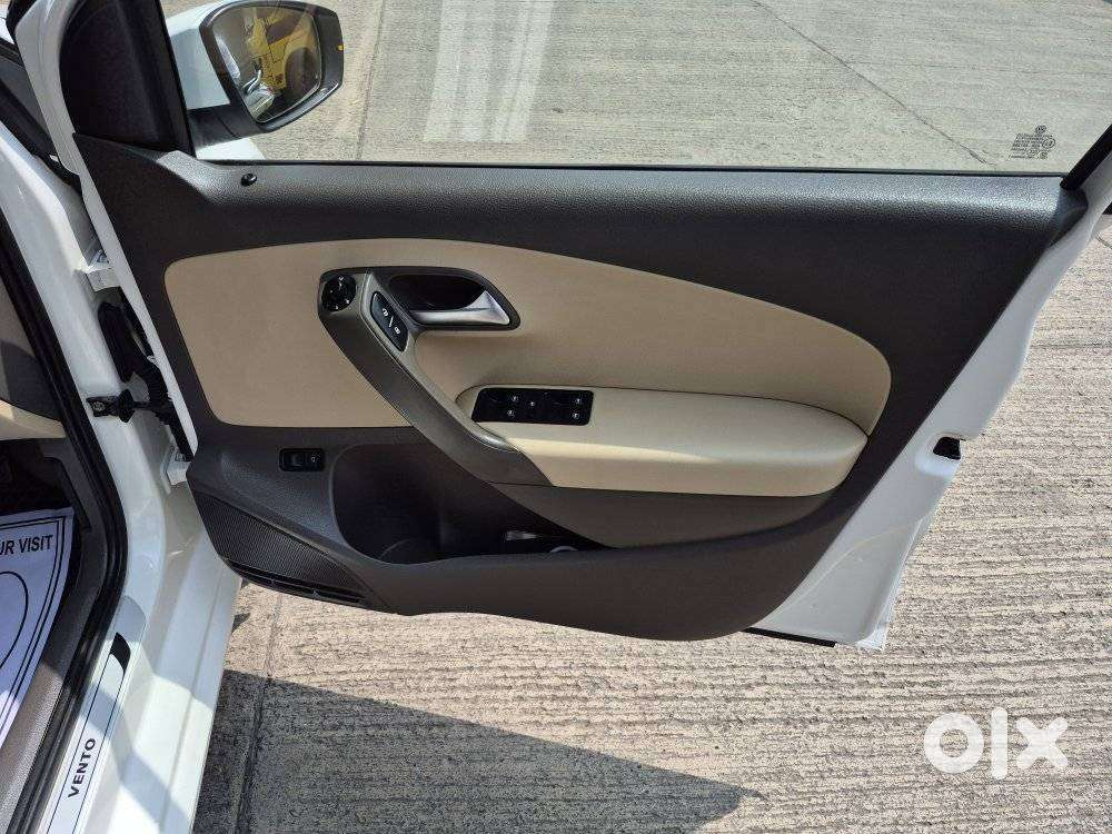 Volkswagen Vento 1.2l Tsi Highline Plus At Petrol, 2017, Petrol