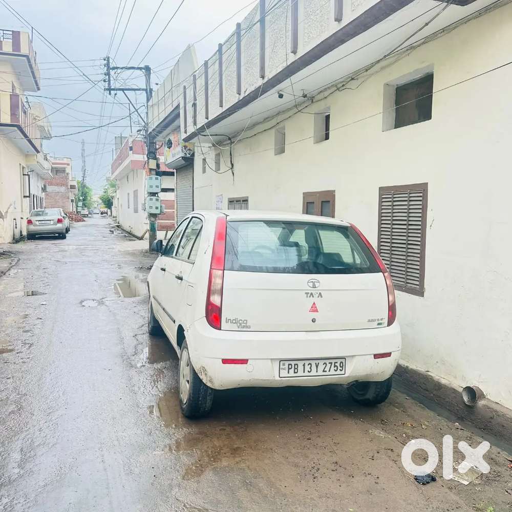 Tata Indica Vista Safire 2011