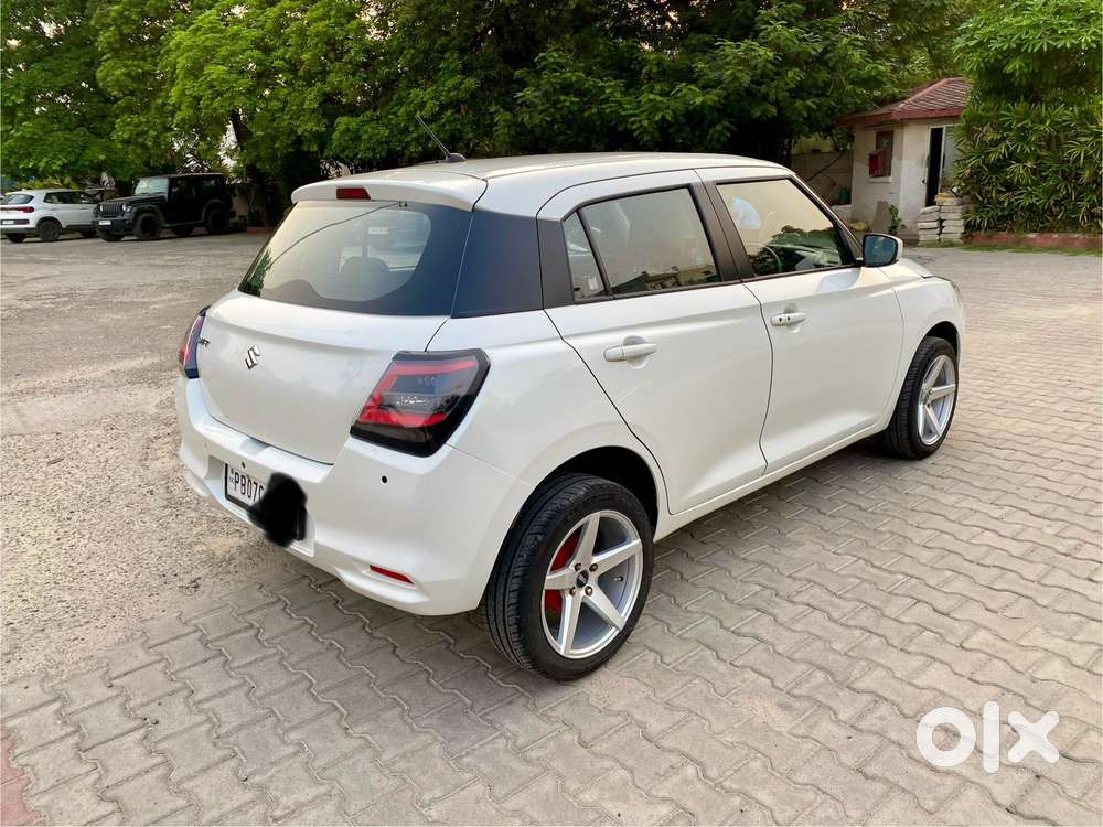 Maruti Suzuki Swift 1.2 Vxi (o), 2025, Petrol