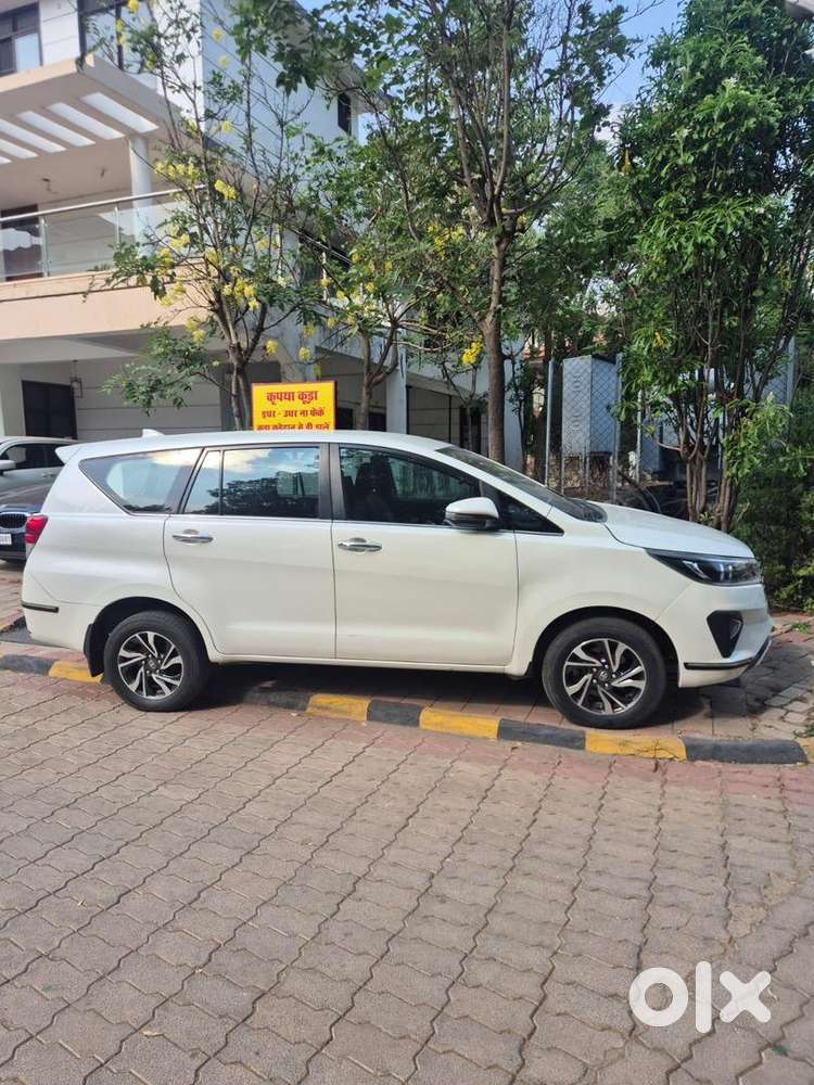 Toyota Innova Crysta 2022 Model Diesel