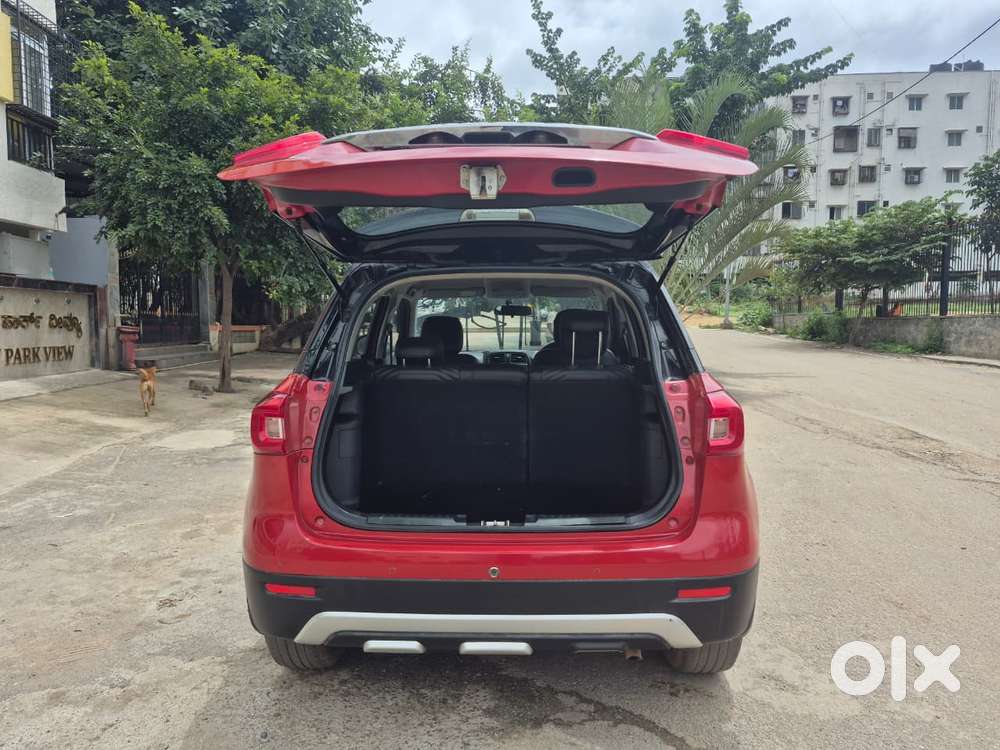 Maruti Suzuki Brezza 1.5 Zxi Smart Hybrid Dual Tone, 2022, Petrol