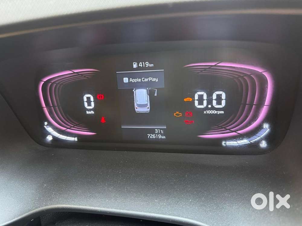 Kia Carens 2022 Petrol 72600 Km Driven