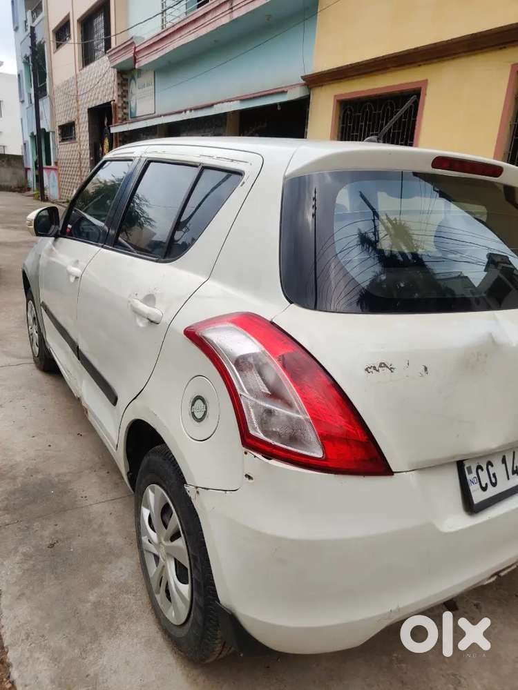 Maruti Suzuki Swift 2012 Diesel 90000 Km Driven