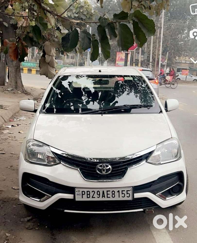2013 Toyota Etios Liva Diesel Car