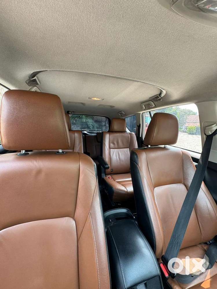 Innova Crysta Z Automatic