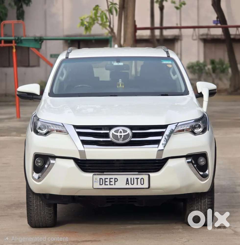 Toyota Fortuner 4x2 Auto Diesel 1st Owner Company Record