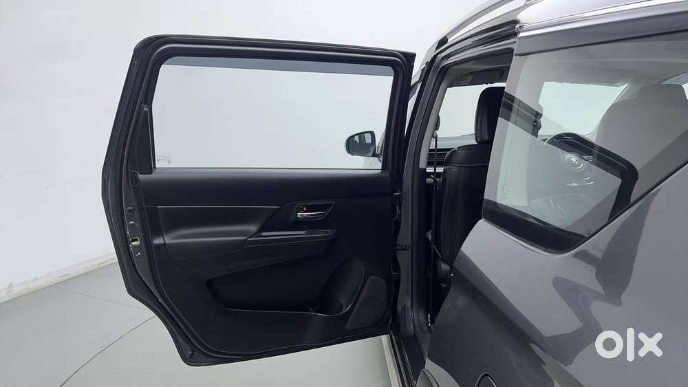 Maruti Suzuki Xl6 1.5 Zeta Mt, 2023, Petrol