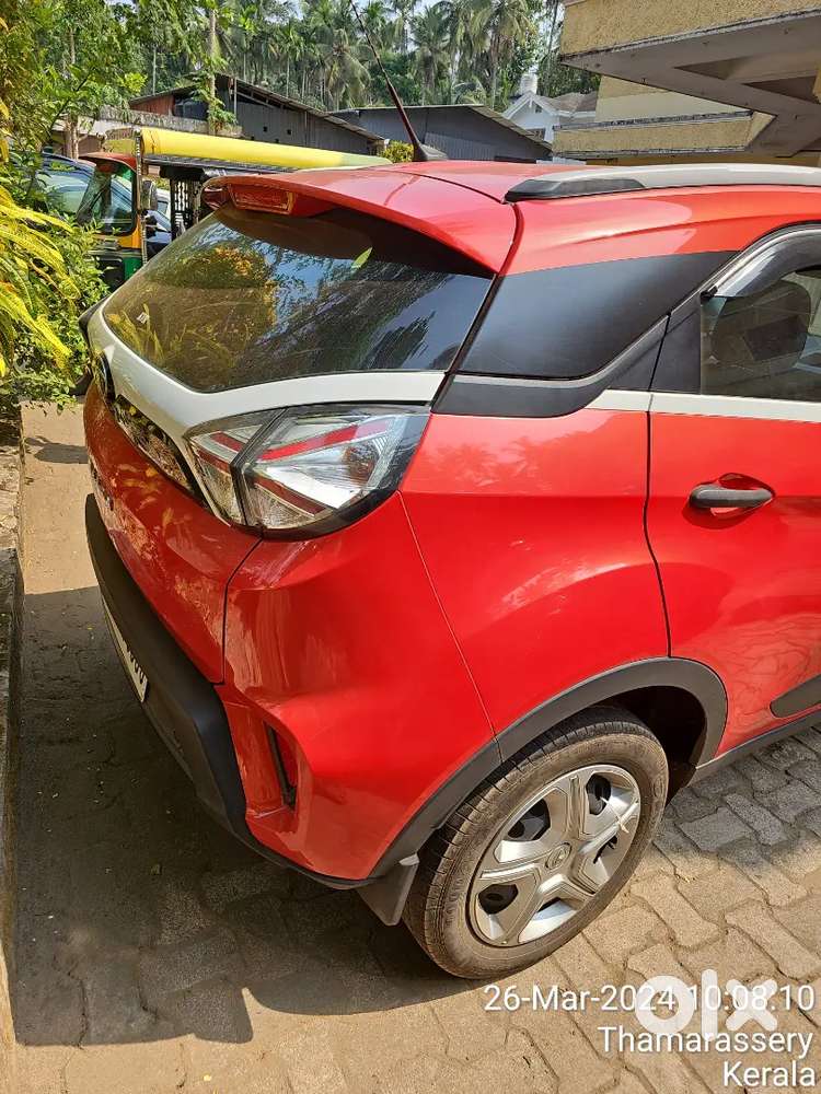 Tata Nexon Xm Petrol 2021