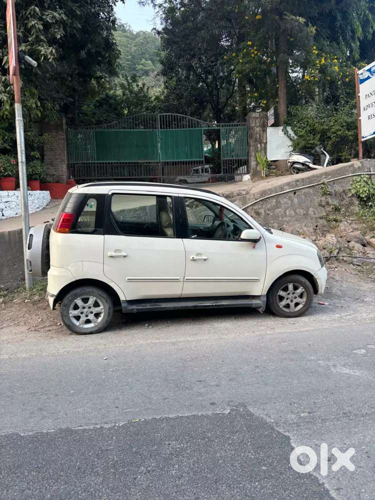 Mahindra Quanto 1.5 C2 2013 Diesel Car