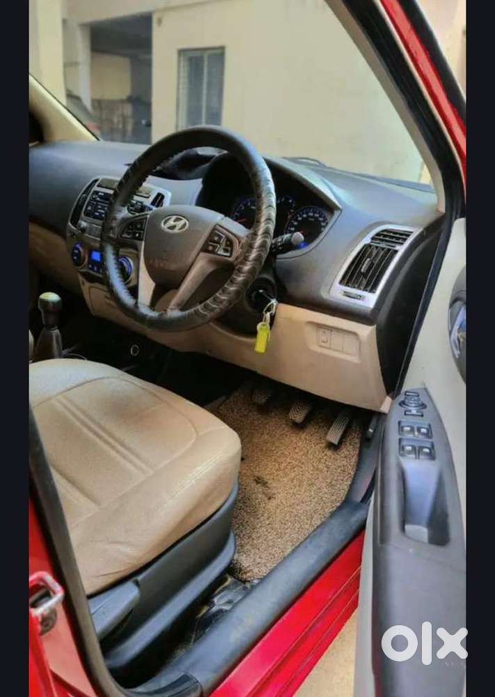 Hyundai 2012 Car With 73000 Km